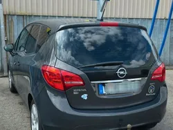 Gebraucht 2012 Opel Meriva Edition Van / Kleinbus | 4.600 € (Etwas zu teuer)