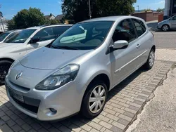Grau Gebraucht 2011 Renault Clio II Limousine | 3.590 € (Fairer Preis)