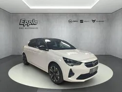 Jade weiss/arktis weiss Gebraucht 2022 Opel Corsa-e GS Line Kleinwagen | 16.890 € (Fairer Preis)