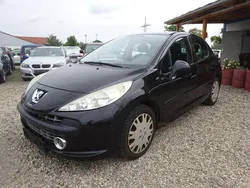 Schwarz Gebraucht 2008 Peugeot 207 Sport Limousine | 900 € (Superpreis)