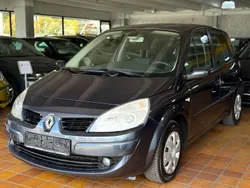 Grau Gebraucht 2009 Renault Scénic II Avantage Van / Kleinbus | 3.790 € (Fairer Preis)