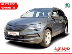 Grau Gebraucht 2021 Skoda Karoq SUV | 20.990 € (Fairer Preis)