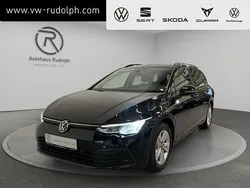 Schwarz Gebraucht 2021 VW Golf VIII Life Kombi | 20.879 € (Guter Preis)