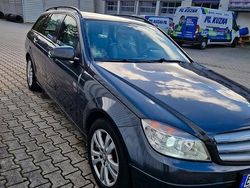 Grau Gebraucht 2010 Mercedes C200 Kombi | 5.200 €