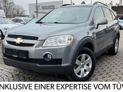 Grau Gebraucht 2010 Chevrolet Captiva SUV | 4.998 € (Fairer Preis)