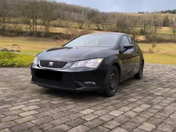 Schwarz Gebraucht 2015 Seat Leon Limousine | 9.000 € (Guter Preis)