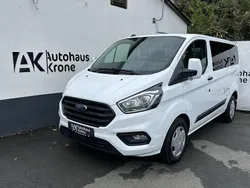 Weiß Gebraucht 2019 Ford Transit Custom Van / Kleinbus | 22.770 € (Fairer Preis)