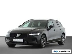 Platinum grey / metallic Gebraucht 2024 Volvo V60 Plus Kombi | 36.790 € (Guter Preis)