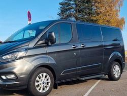 Grau Gebraucht 2019 Ford Tourneo Custom Van | 32.999 €
