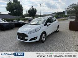 Weiß Gebraucht 2016 Ford Fiesta Trend Kleinwagen | 5.900 € (Guter Preis)
