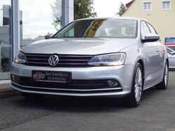 Silber Gebraucht 2015 VW Jetta Comfortline Limousine | 7.500 € (Fairer Preis)