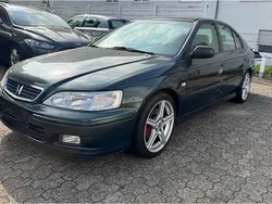Grün Gebraucht 2001 Honda Accord Limousine | 3.500 € (Etwas zu teuer)