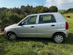 Silber Gebraucht 2005 Suzuki Alto Kleinwagen | 1.700 €