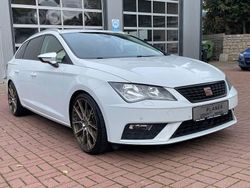 Weiß Gebraucht 2018 Seat Leon ST Style Kombi | 14.690 € (Etwas zu teuer)