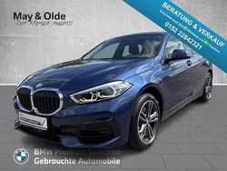 Blau Gebraucht 2022 BMW 120 Sport Line Kleinwagen | 25.770 € (Fairer Preis)