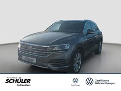 Grau siliziumgrau metallic metallic Gebraucht 2020 VW Touareg Elegance SUV | 44.745 € (Guter Preis)