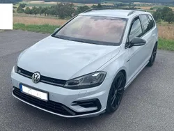 Weiß Gebraucht 2018 VW Golf VII R Kombi | 25.550 € (Fairer Preis)