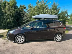 Braun Gebraucht 2014 Opel Zafira Tourer Van / Kleinbus | 4.500 € (Fairer Preis)
