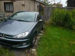 Silber Gebraucht 2006 Peugeot 206 CC Cabrio | 999 €