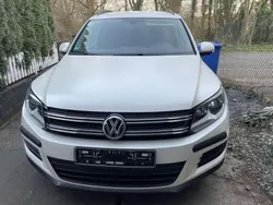 Alpinweis Gebraucht 2012 VW Tiguan SUV | 10.900 € (Guter Preis)