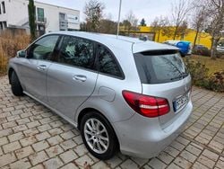 Silber Gebraucht 2015 Mercedes B220 Van / Kleinbus | 11.000 € (Fairer Preis)