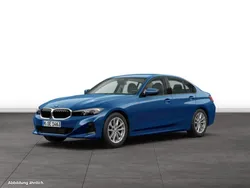 Blau Gebraucht 2024 BMW 318 Limousine | 33.420 € (Guter Preis)