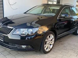 Schwarz Gebraucht 2015 Skoda Superb Elegance Kombi | 13.800 € (Fairer Preis)