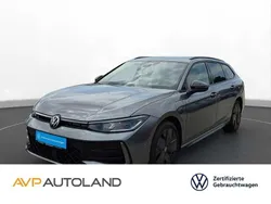 Grau Gebraucht 2024 VW Passat R-line Kombi | 48.180 € (Etwas zu teuer)