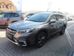 Metallic Gebraucht 2023 Subaru Outback Platinum SUV | 40.330 € (Etwas zu teuer)