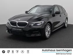 Schwarz ii668schwarz Gebraucht 2022 BMW 320 Sport Line Limousine | 24.999 € (Superpreis)