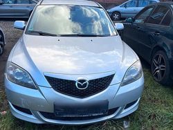 Grau Gebraucht 2004 Mazda 3 Limousine | 2.000 € (Fairer Preis)