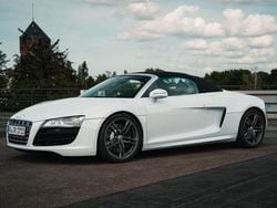 Weiß Gebraucht 2010 Audi R8 Coupé Coupé | 89.000 €