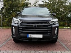 Grau Gebraucht 2023 Ssangyong (KGM) Musso SUV | 29.500 €