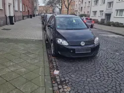 Schwarz Gebraucht 2009 VW Golf VI Limousine | 3.600 € (Superpreis)