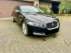 Schwarz Gebraucht 2013 Jaguar XF Limousine | 6.500 € (Superpreis)