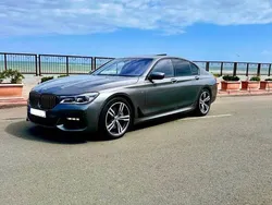 Grau Gebraucht 2017 BMW 750L Sport Line Limousine | 26.500 €