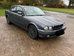 Grau Gebraucht 2005 Jaguar XJ6 Limousine | 2.600 € (Fairer Preis)