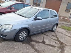 Andere farben Gebraucht 2005 Opel Corsa Kleinwagen | 750 € (Guter Preis)