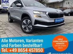 Wählbar Neu 2025 Skoda Karoq Selection SUV | 28.890 € (Superpreis)