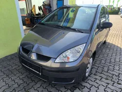 Grau Gebraucht 2005 Mitsubishi Colt Limousine | 2.200 € (Etwas zu teuer)