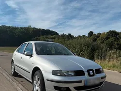 Gebraucht 2003 Seat Leon Kleinwagen | 2.200 € (Etwas zu teuer)