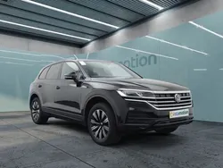 Schwarz Gebraucht 2024 VW Touareg IQ Drive SUV | 66.299 € (Etwas zu teuer)