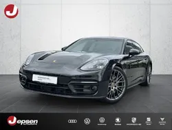 Schwarz Gebraucht 2024 Porsche Panamera 4 Sport Turismo Limousine | 97.900 € (Fairer Preis)