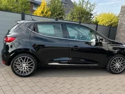Schwarz Gebraucht 2014 Renault Clio IV Limousine | 9.700 € (Etwas zu teuer)