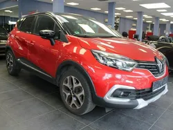 Rot Gebraucht 2019 Renault Captur Collection SUV | 12.980 € (Guter Preis)