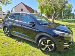 Schwarz Gebraucht 2016 Hyundai Tucson SUV | 17.200 €