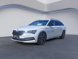 Weiß Gebraucht 2020 Skoda Superb SportLine Kombi | 24.788 € (Superpreis)