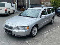 Silber Gebraucht 2006 Volvo V70 Kombi | 6.999 €