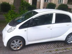 Weiß Gebraucht 2017 Peugeot iON Kleinwagen | 4.500 € (Superpreis)