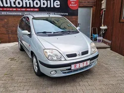 Silber Gebraucht 2000 Renault Scénic Van / Kleinbus | 3.980 €